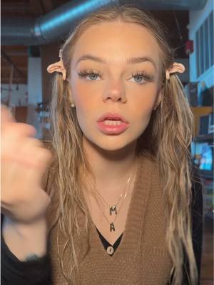 A post by @heyitsmaryalice on TikTok caption: never let them know your next move what can i say #wuhluhwuh #wlw #lesbiansoftiktok #gemini #aita #situationship #breakup 