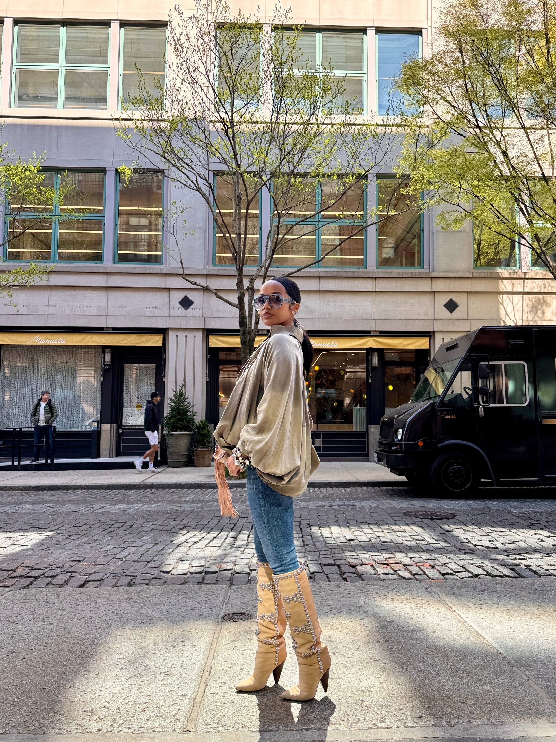 A post by @denahabib1 on TikTok caption: taking my outfit for a walk!💛⭐️ #fashion #fashiontiktok #habeshatiktok #fypシ #blackgirlmagic #ootdinspo #ootdfashion #outfitideas #fitcheck #outfitinspo 