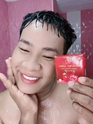 A post by @.painglay2 on TikTok caption: ပန်းသီးဆပ်ပြာလေး အရမ်းချစ်တယ်🍎#ပိုင်လေး #မမရိုးစီ #ပန်းသီးဆပ်ပြာ #အရမ်းချစ်တယ် 