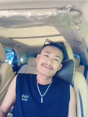 A post by @aungchanaye on TikTok caption: ရန္ကုန္ ခဏေရာက္  ေမ့ေနမာဆိုလို  လာေျပာျပတာပါ 😥❤️❤️❤️
