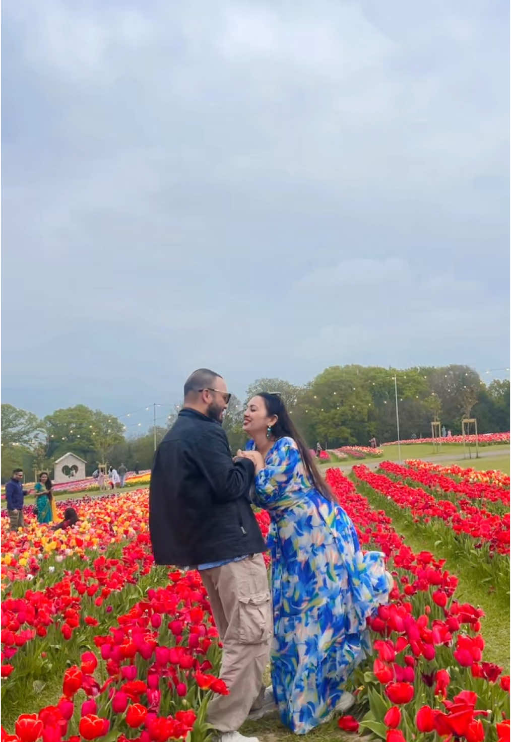 A post by @bmlabb01 on TikTok caption: Garo cha mero buda lai 🥶😅 budi le bhaneko mannai paryo 😘 #ohmydarlingiloveyou #tulip @Deep 