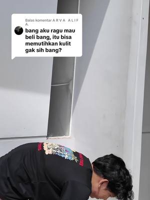 A post by @initehsalehcurik_ on TikTok caption: Membalas @A R V A   A L I F A. bukan cuman bikin badan lebih cerah ini bagus banget buat ngerawat kulit ka #sarikers #fyp 