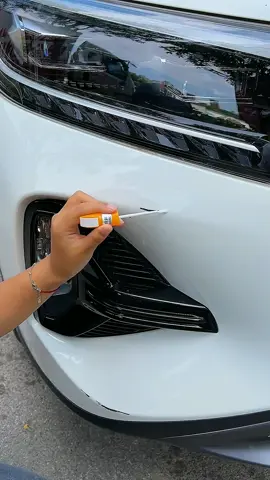 A post by @bianca2849 on TikTok caption: Repair pen #fyp #car #goodthing 