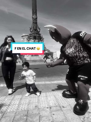 A post by @realmallorcaoficial on TikTok caption: F en el chat para Dimonió ❌
