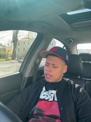 A post by @bradydsc10 on TikTok caption: Que sueño más raro 