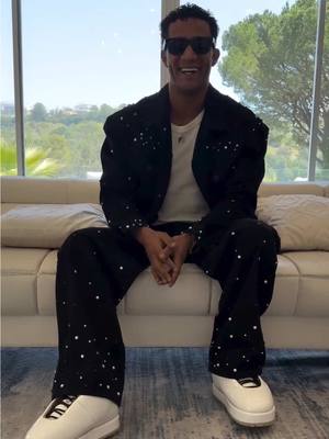 A post by @mohamedramadanws on TikTok caption: حق الرد بعدم القصد ❤️