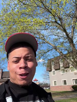 A post by @bradydsc10 on TikTok caption: 😂