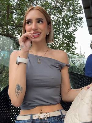 A post by @domelipa on TikTok caption: Mi debilidad es el cabello así🥹