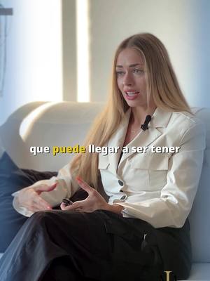 A post by @lucia_almaz on TikTok caption: 🔥 Si te dices a ti mismo que no vales para algo… al final te lo acabas creyendo. 🔥 Durante mucho tiempo quise hacerlo TODO. Me imponía metas irreales, intentaba abarcar más de lo que podía y cuando no lo lograba… me sentía insuficiente. 💭💔 Pero no era falta de capacidad, sino de enfoque. No fracasarás por no ser capaz, sino por exigirte lo imposible. 🔄 La clave está en avanzar con disciplina, no con autoexigencia destructiva. 👉 ¿Te ha pasado? ¿Cuántas veces has sentido que no avanzas porque te exiges demasiado? Te leo en comentarios. 💬 💡 Empieza a construir hábitos realistas y verás resultados de verdad. #DesarrolloPersonal #MentalidadDeCrecimiento #MotivaciónDiaria #HábitosSaludables #Disciplina #Superación #CambiaTuVida #ÉxitoPersonal #CrecimientoInterior #MentalidadGanadora 