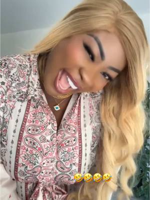 A post by @coachhamond on TikTok caption: C’est qui ça !🔥🔥🥰🥰🥰🥰🥰🥰🥰🥰 look by @✨Rachelle Mode✨ 