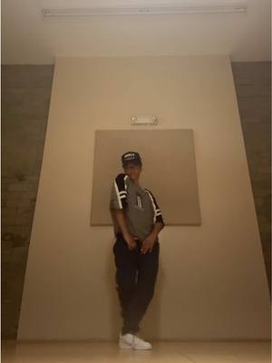 A post by @karaleighcannella on TikTok caption: class incoming @kwn 👀