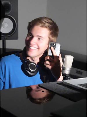 A post by @fullcircleboys on TikTok caption: Crazy morning routine #boyband #morningroutine #NewMusic #justinbieber #taylorswift #fullcircleboys 