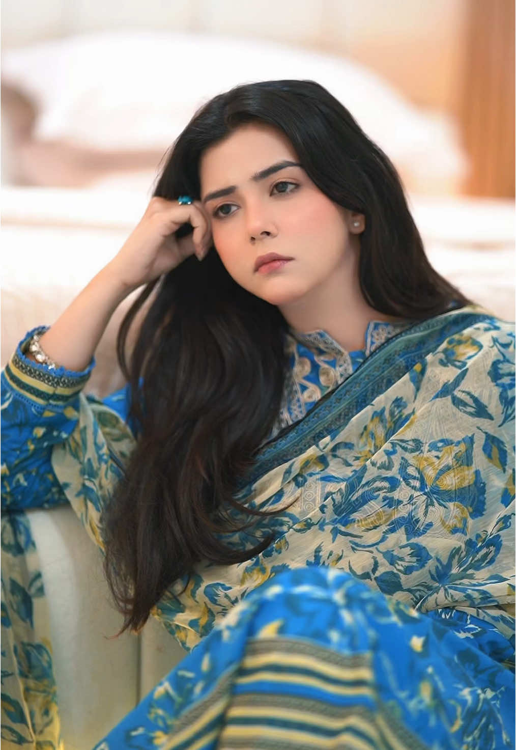 A post by @faryal_fairyyy on TikTok caption: Sai he na? #faryalfairyyy #foryou #whattowatch 