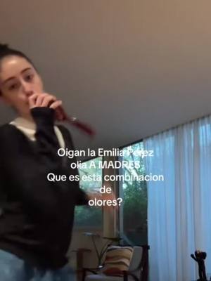 A post by @io.renatacerda7 on TikTok caption: To the smell of the engine is STRONG