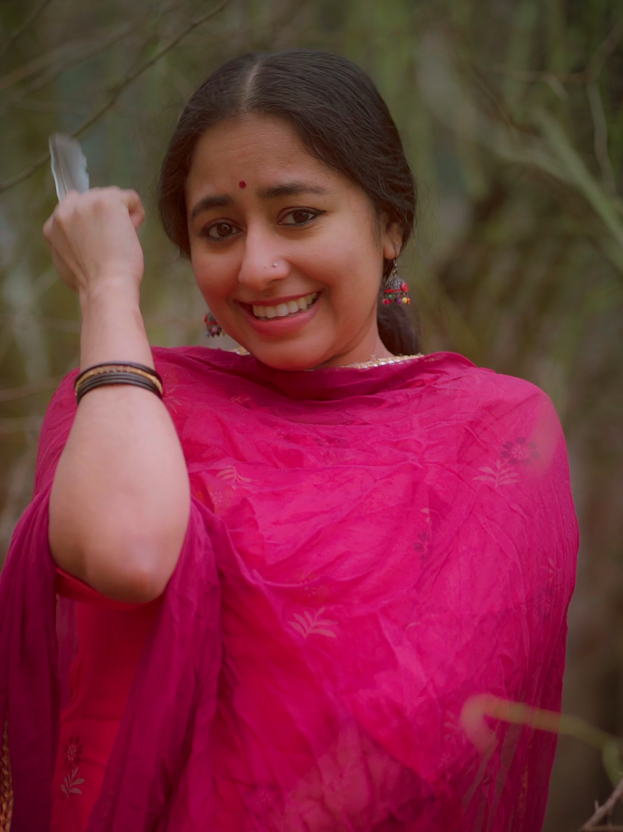A post by @liyajogin on TikTok caption: മണിക്കുയിലേ.. 📷 Jogin Mathew  . . . . #liyajogin #manikkuyike #malayalammelody #trending