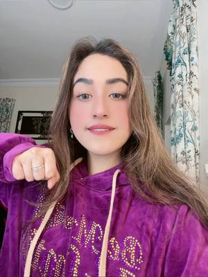 A post by @alizehjamalii on TikTok caption: 😂❤️ #fypシ #dubai #alizehjamali #aayuzeh #viral #xyzbca 