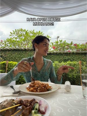A post by @sabrinabahsoon on TikTok caption: The raya open house #mukbang you guys were waiting for!!! This is my family’s first open house in 10 years so you know I had to eat 🤤 thank you @theweekanne @Anaq Kiriman Heaven for coming 🫶🏽🫶🏽 #hariraya #openhouse 