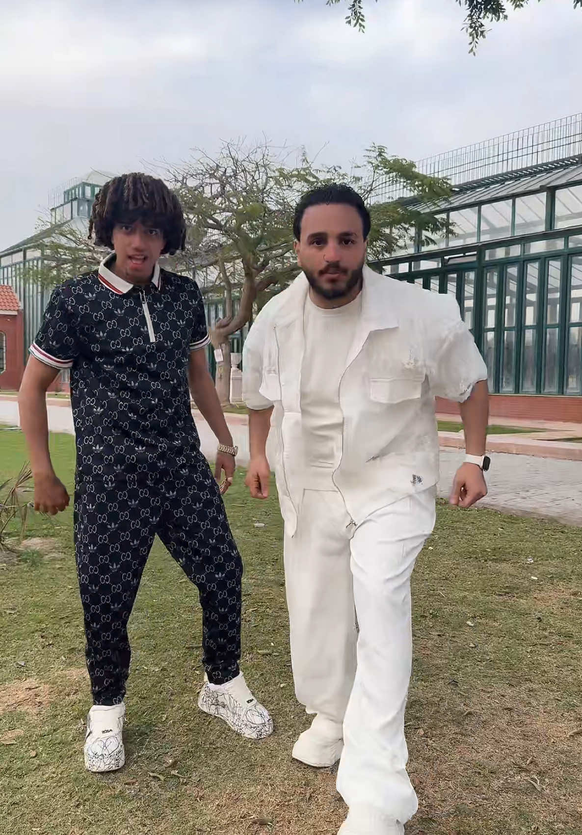 A post by @omar_shawar111 on TikTok caption: مين جاهز لأقوى ديس تراك 😈 بابا اللعبه جالك يا كيزوره 😈