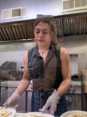 A post by @nicollesoficial on TikTok caption: 📍 6909 Ashcroft Dr HTX 77081