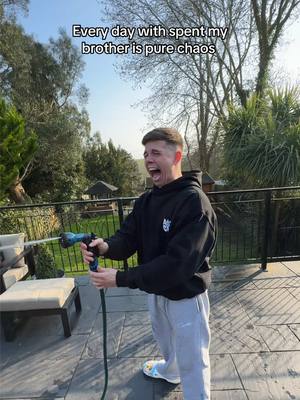 A post by @joebxggs on TikTok caption: THE WALK AT THE END 😭😭😭😭😭😭😭 eXcUsE Me!! #family #ukcomedy 