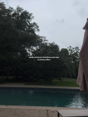 A post by @madisprayy on TikTok caption: #jerseymikes #relateable #fyp 