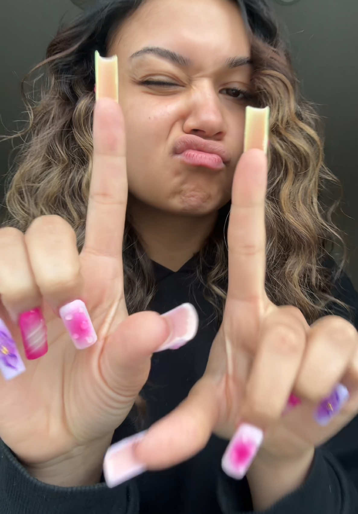 A post by @madsbaileybabe on TikTok caption: new set who dis