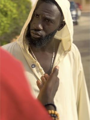 A post by @modou_comedien on TikTok caption: Gueyéne yi wouyou léne Baye😂 #modoucomedien #baye #sènègalaistiktok🇸🇳 #ousseynoucomedie #pourtoi @bayegayaofficiel 