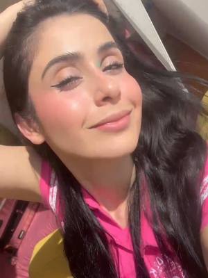 A post by @lupitavillalobosb on TikTok caption: Dale glow a tu skincare con el nuevo serum de VitaminaC12 Oil Control de @La Roche-Posay  #VitaminaC #VitaminaC12OilControl #manchas #arrugas #vitaminac #serums #pielgrasa #controldesebo #SkinCare #skintok #fyp #tips #hacks #explora #Publicidad  SALUD ES BELLEZA / CUIDA TU PIEL 123300EL950585