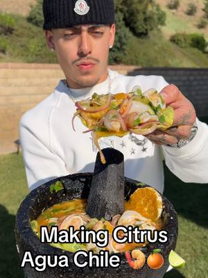 A post by @heyimsuie on TikTok caption: Wha could make it better lmk in the comments ⬇️⬇️😋 #chefsuie #citrusaguachile #aguachile #mariscos #mexicanseafood #mexicanfood #seafood #shrimp #mexican #mexicantiktok #suie #suigeneris 