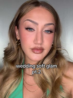 A post by @katiefarhood on TikTok caption: wedding/bridal soft glam tutorial PT.2 👰🏼‍♀️💍 all the products are linked in my bio btw 💞 #bridalmakeup #bridalmakeuptutorial #bridesmaidmakeup #weddingguestmakeup #softglammakeup 