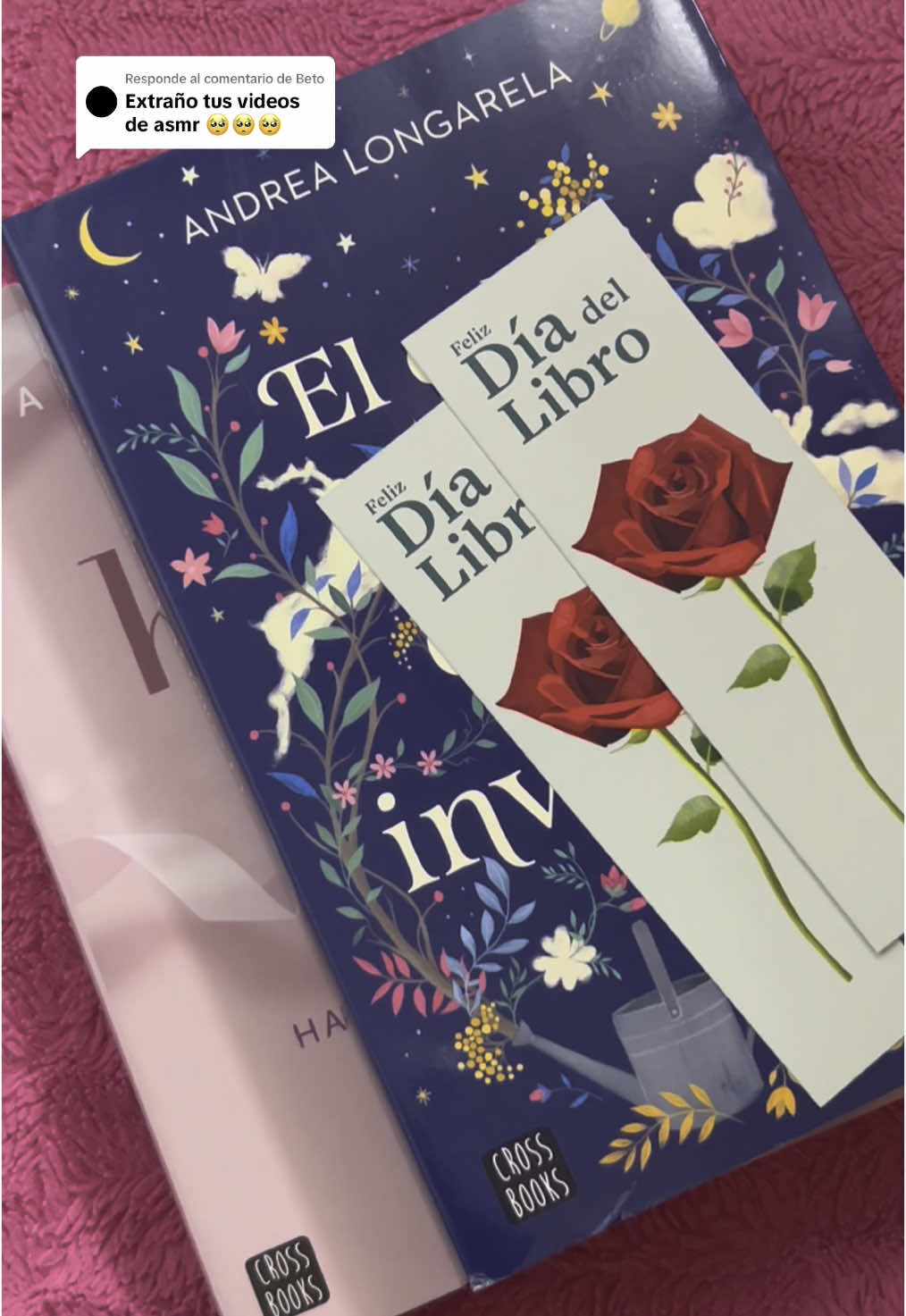 A post by @gabrielahrc on TikTok caption: Cuenta de libros —>@🎧📖🫧 ¿Subo por aquí más vídeos?   #gabrielahrc #booktokespaña #libro #BookTok #lecturas #asmr 