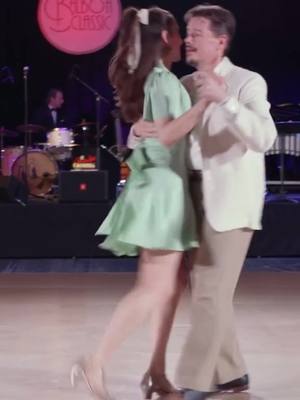A post by @rxdance on TikTok caption: #dance 