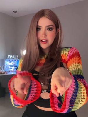 A post by @arigameplays on TikTok caption: TU FAVORITA RA RA 🍓🪩 #arigameplays #ariabela  dc: @Alejo Aguilar 🦅 @Xentayah 