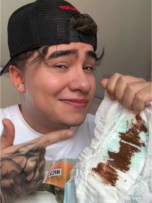 A post by @christianfabiannn on TikTok caption: Ya era hora de hacerle bromita a mi novia 😂💔 @Nicole Bernal ✨✨ #parati 