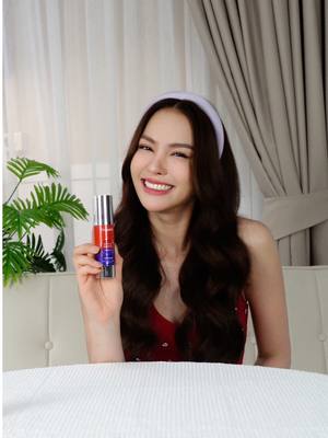 A post by @annasnga1011 on TikTok caption: ไอเทมใหม่ที่แอนนาอยากแนะนำ “Colgate Optic White Purple Serum เซรั่มบูสต์ฟันขาว” ตัวช่วยที่เสิร์ฟรอยยิ้มของแอนนาให้มีออร่า  #ColgateTH #คอลเกต #ฮัลโหลยิ้มออร่า #HelloPurple #ColgatePurpleSerum #PumpPurpleSmile #ฟันขาว #รีวิวบิวตี้