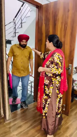 A post by @punjabi_comedy_video on TikTok caption: high BP 😉😂 #punjabicomedy #husbandwife #couple #viral