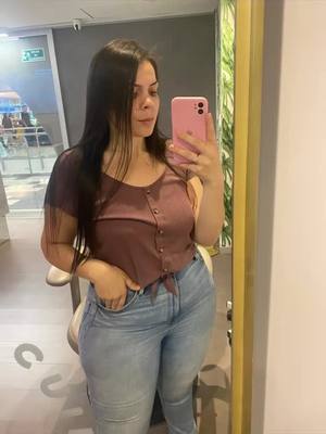 A post by @bymellygutierrezv on TikTok caption: 🎉🎊🎀❤️🐚 #tbt #fyp #personal 