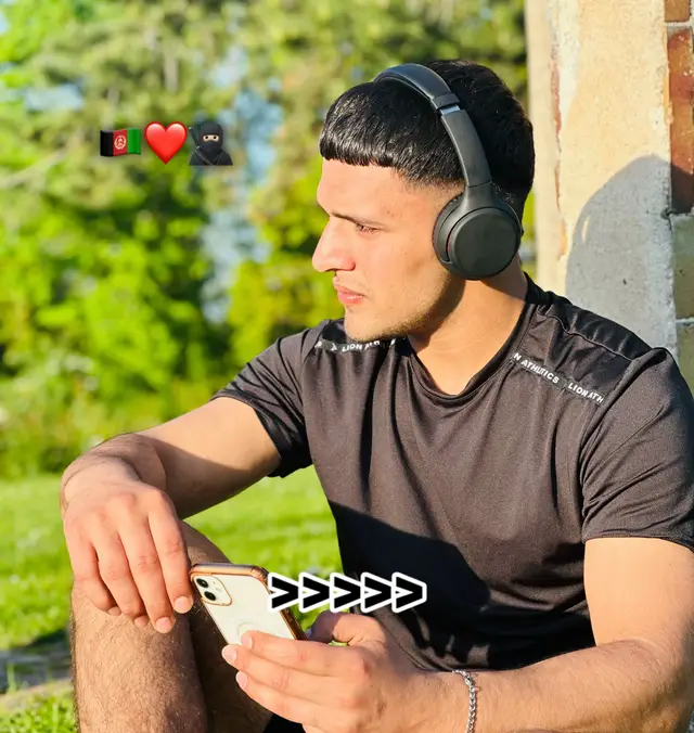 A post by @m_bilal_qalandar93 on TikTok caption: جی که نامرد هست سرش چت مالش لیلام هست 🥷🏻#پشتون_تاجیک_هزاره_ازبک_زنده_باد🇦🇫🦁❤️ #______________________________________ #________________________________ #fypシ゚viral #________________________________ #پشتون_تاجیک_هزاره_ازبک_زنده_باد🇦🇫🦁❤️ #