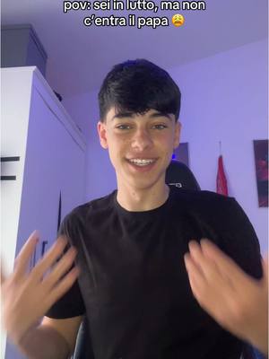 A post by @borsi___ on TikTok caption: tiktok per favore, bloccatela un altro paio di giorni almeno, salvatemi 😂💕 @Viola Silvi 