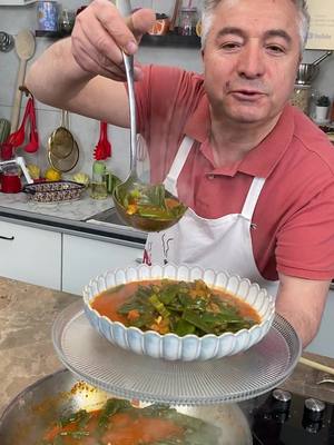 A post by @chefoktayusta on TikTok caption: Tazefasülye☘️👨🏻‍🍳🇹🇷#🇹🇷 #oktayusta #furdich #😍😍🥰 #food #lekkereten #lezzet #vraltiktok #enercı #fasülye