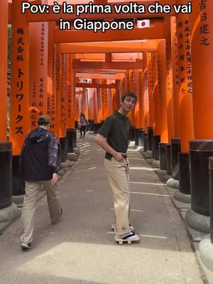 A post by @mattiastanga on TikTok caption: NON COMPRO NIENTE!✨ #giappone #viaggio #tokyo #negozi #divertente #ragazzi #perte #neiperte #viral 