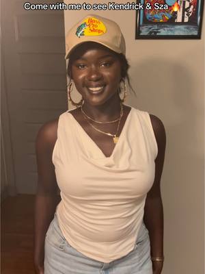 A post by @missslado on TikTok caption: They put on an amazing show 🔥✨  #kendrickszatour #kendrick #sza #concert #DayInMyLife 