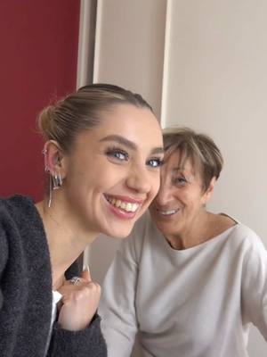 A post by @carlottafiasella on TikTok caption: Ai fornelli insieme a nonna per sfornare un dolce moooolto dolce, come il mio amatissimo Bianco Latte🍼🥛🧁🍯 Ricetta: 3 uova 200g di zucchero 1 busta di vaniglia 50g di miele 1 pizzico di sale 150g di farina 00 75g di frumina 250g di panna da montare 1 busta di lievito Zucchero a velo on toppp (60min di cottura con forno a 170*)  @giardiniditoscana #adv