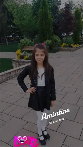 A post by @andreeaelena440 on TikTok caption: #amintire 