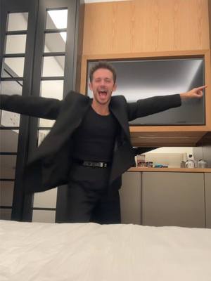 A post by @ruggero on TikTok caption: Mucha felicidad 🥂