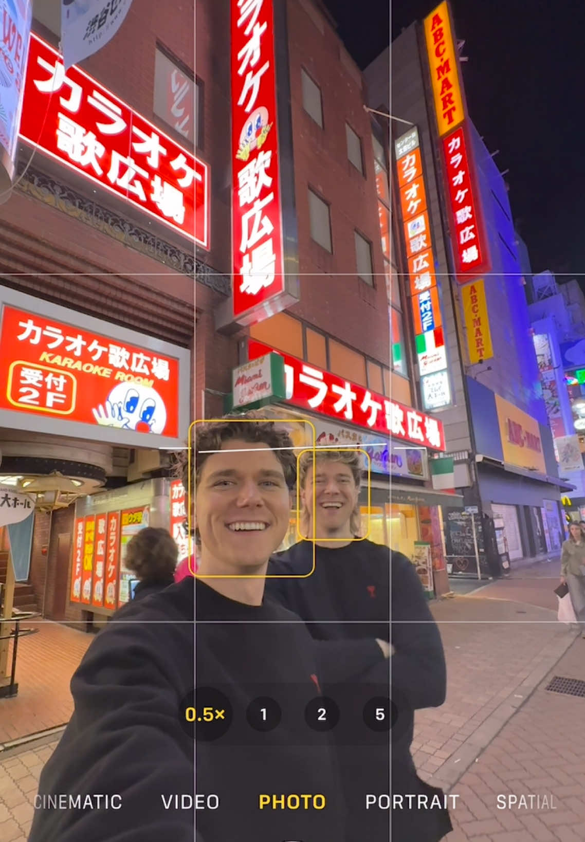 A post by @collinskey on TikTok caption: #Tokyo #Travel #Airport bringing this transition back @kate 