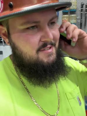 A post by @johnmicheal1996 on TikTok caption: Ricky’s way of dealing with customers #rickyandtheboss #breadstickricky #roughneckroscoe #customerservice 