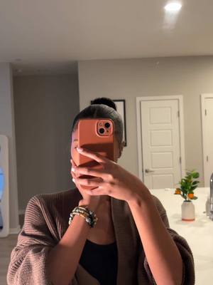 A post by @xoalyria on TikTok caption: The cutest bracelets🫶🏾 I’m mad I didn’t find these before I went on vacation😭 #fyp #tiktokshop #bracelets 