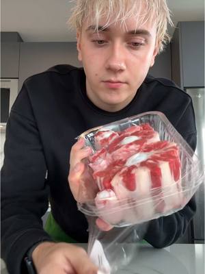 A post by @logagm on TikTok caption: Oxtail pho