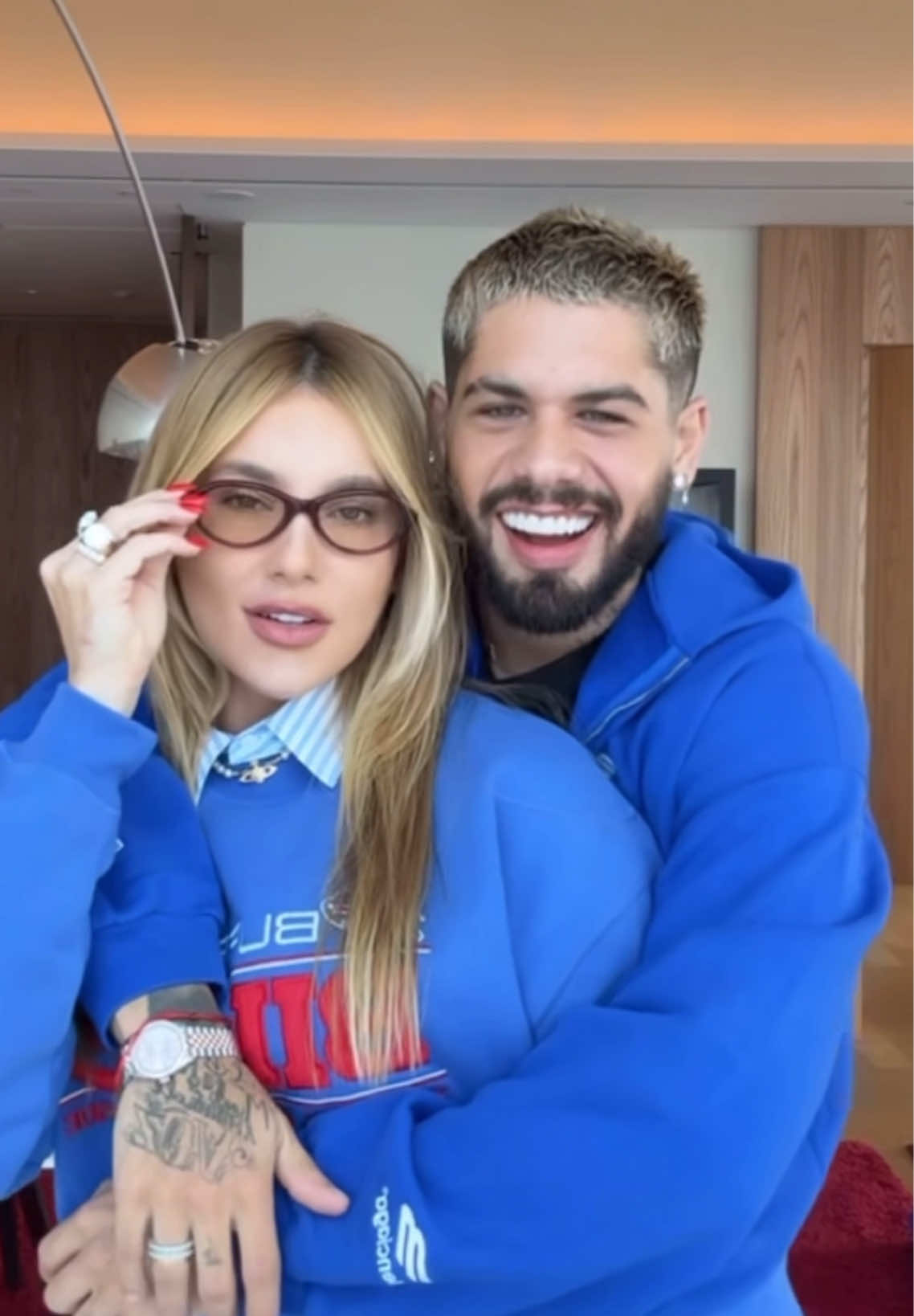 A post by @zefelipe on TikTok caption: Boa noite Brasil! 🇧🇷 Bom Dia Japão! 🇯🇵 Bora de play em #LOVE  #ZeFelipe #Virginia #MusicaNova @Virginia 